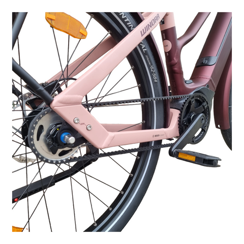 Schnell, schick und vielseitig: Mit dem Winora iRide Pure R5f bist du immer stylish unterwegs