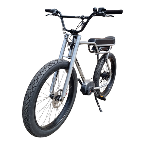 Ride in Style: Das Ruff Cycles Biggie - das E-Bike für echte Trendsetter!