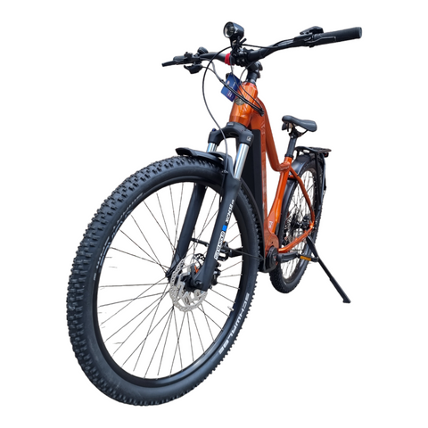 Der Hingucker auf zwei Rädern: Das Greens Corwen F750 in dark orange!