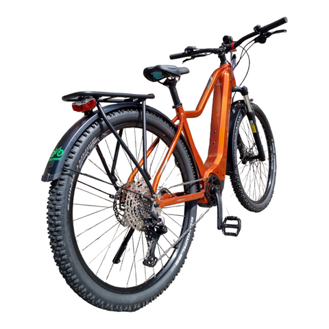 Der Hingucker auf zwei Rädern: Das Greens Corwen F750 in dark orange!