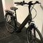 Puch Zirkon E-Bike mit Tiefeinstieg und Riemenantrieb matt-braun/grau